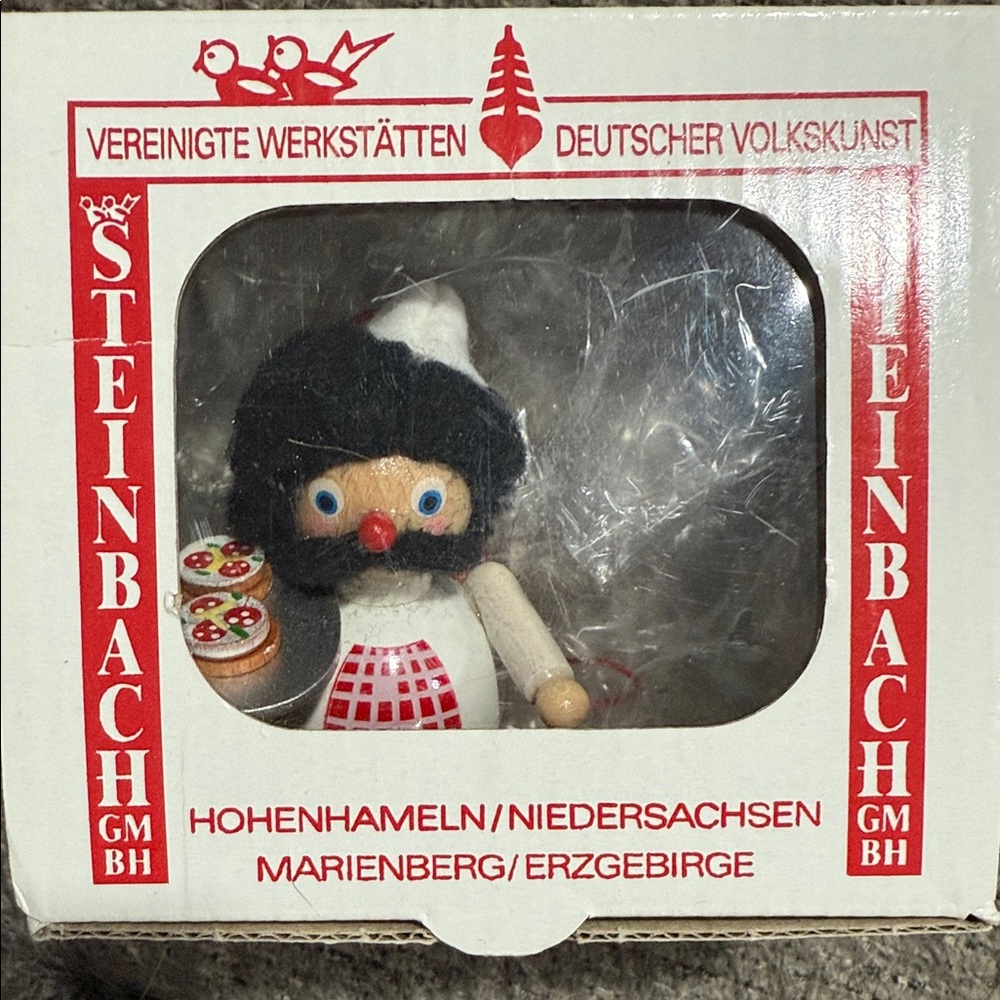 Steinbach Wooden Chef Figurine with Pizza